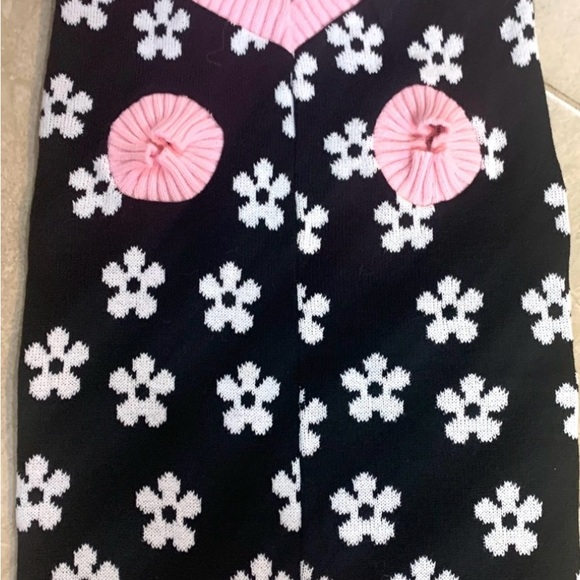 Francesca’s Collections Mable & James Daisy Knit Pet Sweater - Picture 6 of 7